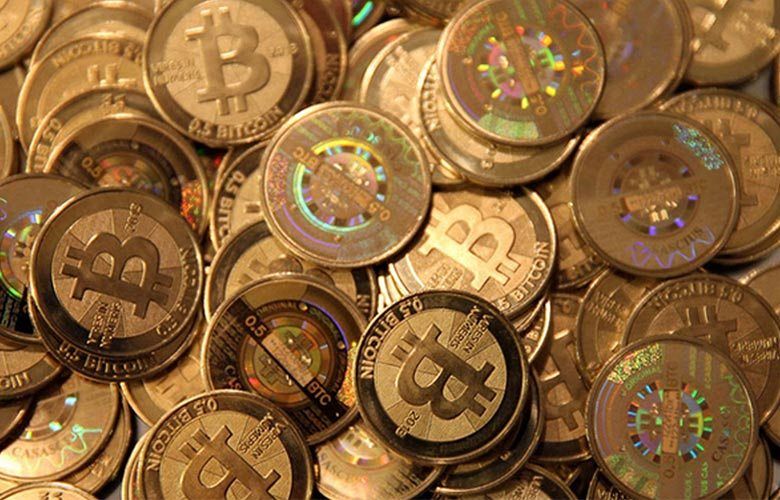 Đào Bitcoin, cày Bitcoin hay còn được gọi là khai thác Bitcoin 
